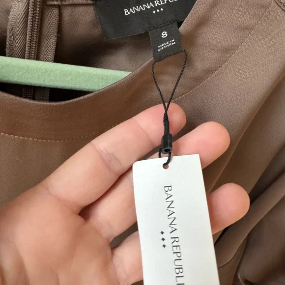 NWT Banana Republic Size 8 Women’s Double Seam Cognac Brown Satin Top Blouse - Picture 6 of 16